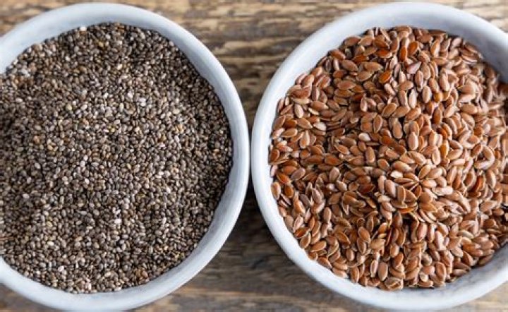 Flaxseeds Vs. Chia Seeds: Which Is Better?